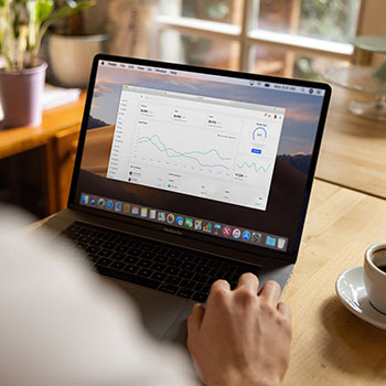 老头杯首日比赛报道：水晶队遭遇滑铁卢